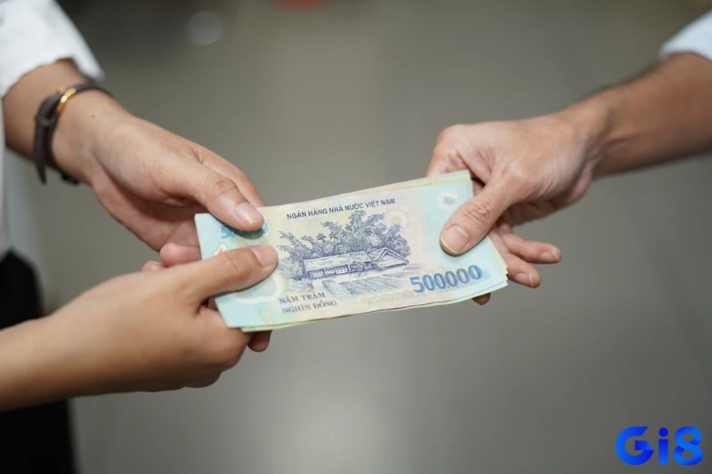 Giải mã giấc mơ có người cho tiền dựa trên từng ngữ cảnh